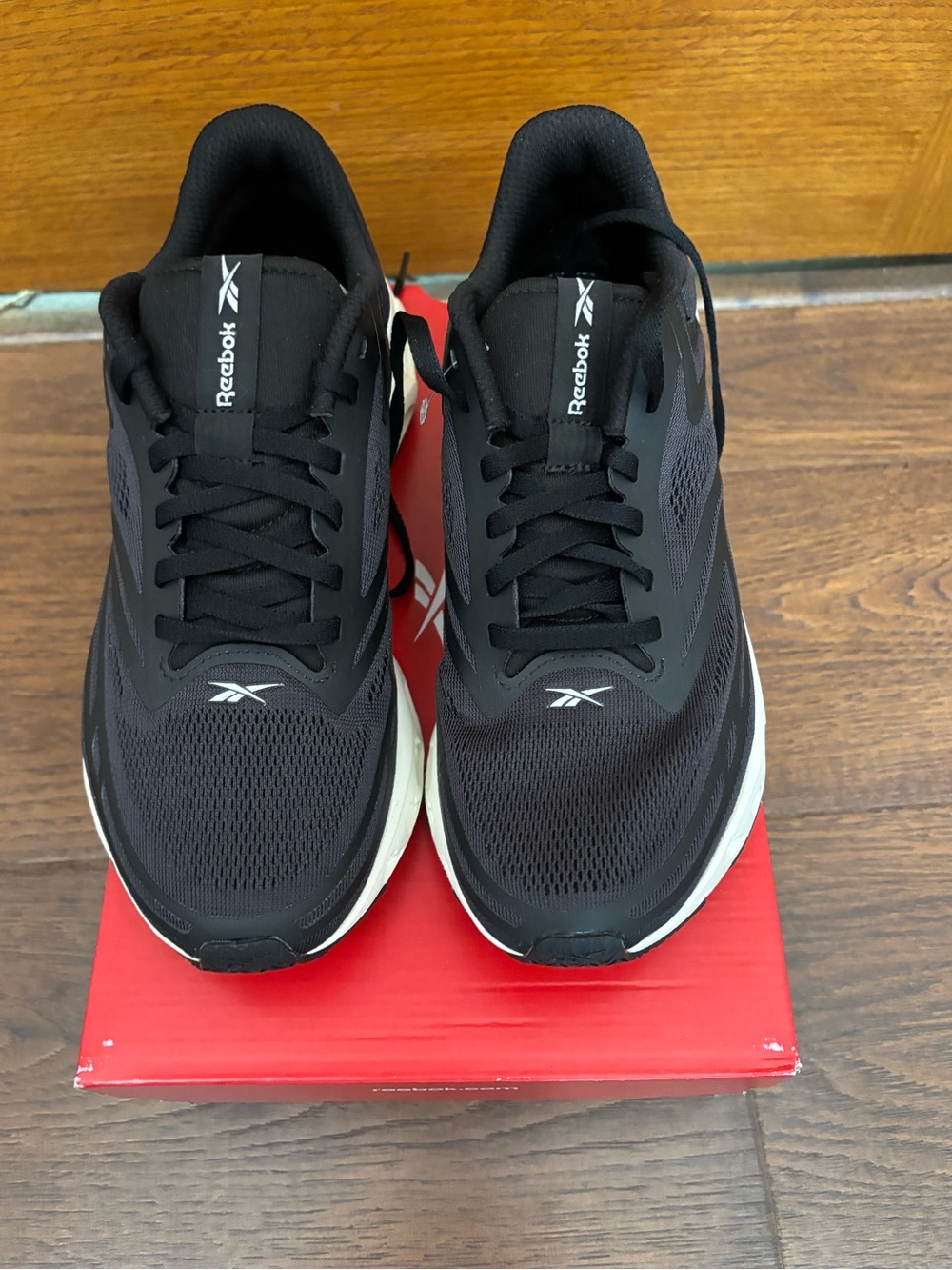 Reebok Fuel Flex Run Women's Running Shoes - Black/White Size 8. NIB - Picture 2 of 9